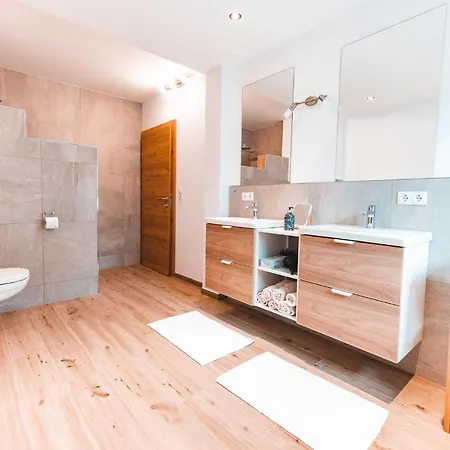 Sunny Mountain * مونستر