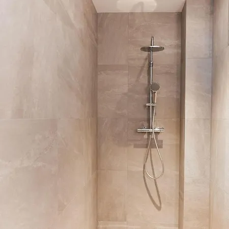 Sunny Mountain 아파트 *