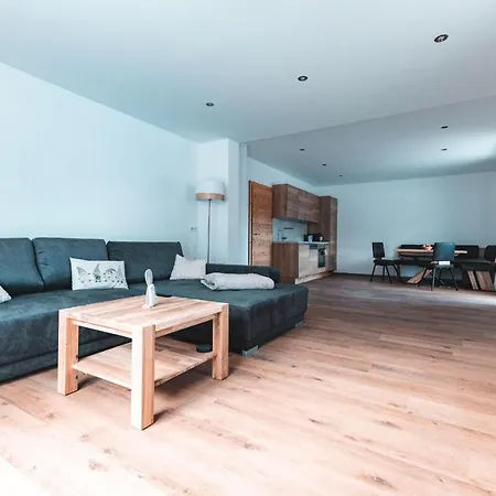 Sunny Mountain Apartment